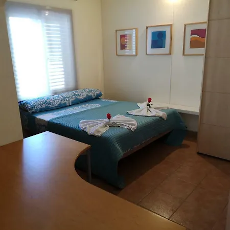 Guest house Deluxe Las Marinas (adults Only) 2*